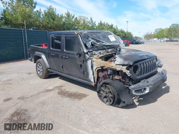 2024 Jeep Gladiator Willys with VIN 1C6HJTAG7RL109913, listed as a IAAI auction lot 41419209 with 6,581 mi miles and . Bid and sale history available at DreamBid. Image 1.