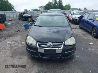 2006 Volkswagen Jetta 2.5L with VIN 3VWRF71K96M691191, listed as a IAAI auction lot 42205263 with 114,304 mi miles and . Bid and sale history available at DreamBid. Image 12.