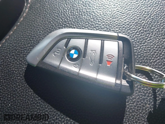 2021 BMW 5 Series 530i with VIN WBA53BH01MWX02468, listed as a IAAI auction lot 42115308 with 26,649 mi miles and . Bid and sale history available at DreamBid. Image 11.