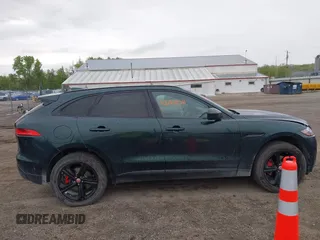 2017 Jaguar F-Pace S z VIN SADCM2BV3HA056899, wystawiony jako IAAI lot #42184028 z przebiegiem 99 687 mil mil oraz . Historia ofert i sprzedaży dostępna na DreamBid. Obrazek 13.
