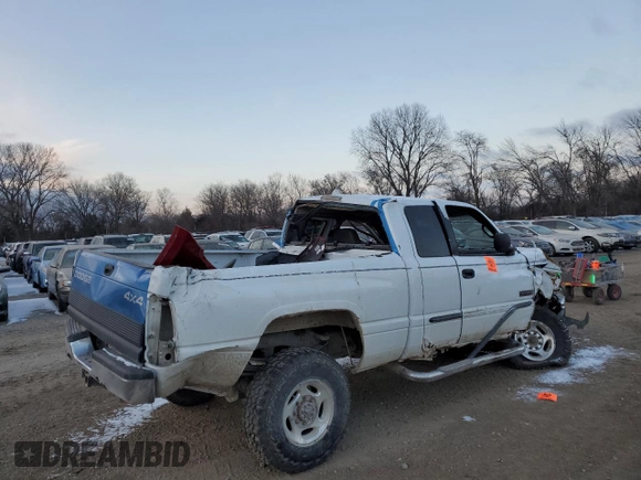 2001 Dodge Ram 2500 with VIN 1B7KF23661J550947, listed as a Copart auction lot 82418314 with 0 mi miles and Salvage Title. Bid and sale history available at carsss.com. Image 3.