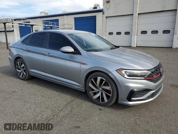 2019 Volkswagen Jetta GLI S z VIN 3VW6T7BU1KM244828, wystawiony jako Copart lot #56495205 z przebiegiem 112 512 mil mil oraz Szkoda całkowita • Salvage title. Historia ofert i sprzedaży dostępna na DreamBid. Obrazek 4.