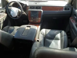 2011 Chevrolet Suburban LTZ with VIN 1GNSKKE33BR397551, listed as a Copart auction lot 48758825 with 266,068 mi miles and Salvage Title. Bid and sale history available at carsss.com. Image 8.