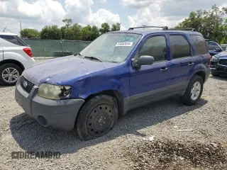 2006 Ford Escape XLT with VIN 1FMYU03Z96KC05553, listed as a Copart auction lot 54682054 with 167,493 mi miles and Salvage Title. Bid and sale history available at carsss.com. Image 1.