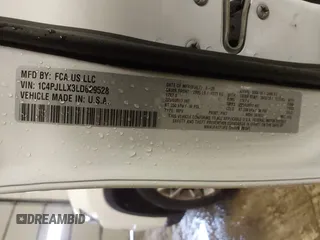 2020 Jeep Cherokee Lux с VIN 1C4PJLLX3LD629528, выставлен на аукционе IAAI как лот 41531988 с пробегом 87 155 миль миль и . История ставок и продаж доступна на DreamBid. Изображение 9.