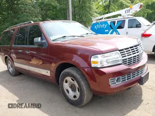2013 Lincoln Navigator z VIN 5LMJJ3J55DEL02981, wystawiony jako IAAI lot #42506788 z przebiegiem 159 205 mil mil oraz . Historia ofert i sprzedaży dostępna na DreamBid. Obrazek 1.