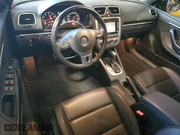 2013 Volkswagen Eos Komfort with VIN WVWBW8AHXDV002194, listed as a Copart auction lot 41604255 with 84,956 mi miles and Salvage Title. Bid and sale history available at DreamBid. Image 8.