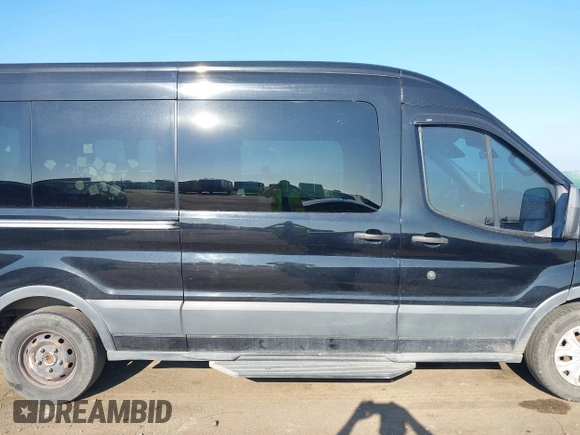 2018 Ford Transit Passenger XL с VIN 1FBAX2CM5JKA01567, выставлен на аукционе IAAI как лот 40198330 с пробегом 164 777 миль миль и . История ставок и продаж доступна на DreamBid. Изображение 13.