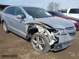 2015 Acura RDX with VIN 5J8TB4H34FL029443, listed as a IAAI auction lot 41678533 with 1 mi miles. Bid and sale history available at carsss.com. Image 1.