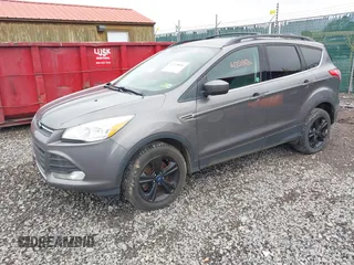 2013 Ford Escape SE z VIN 1FMCU9GX2DUA85071, wystawiony jako IAAI lot #42518686 z przebiegiem 159 157 mil mil oraz . Historia ofert i sprzedaży dostępna na DreamBid. Obrazek 2.