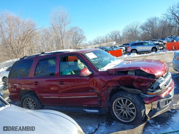 2002 Chevrolet Tahoe LT with VIN 1GNEK13Z82J299497, listed as a IAAI auction lot 41304388 with 146,007 mi miles. Bid and sale history available at carsss.com. Image 14.