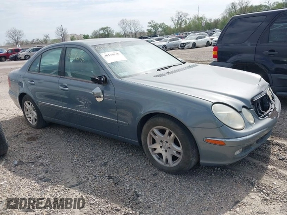 2005 Mercedes-Benz E-Class 3.2L CDI with VIN WDBUF26J75A556690, listed as a IAAI auction lot 40146146 with 1 mi miles. Bid and sale history available at carsss.com. Image 1.