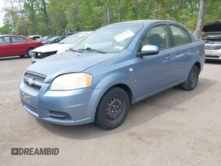 2007 Chevrolet Aveo LS z VIN KL1TD56657B179393, wystawiony jako IAAI lot #42135698 z przebiegiem 127 126 mil mil oraz . Historia ofert i sprzedaży dostępna na DreamBid. Obrazek 2.