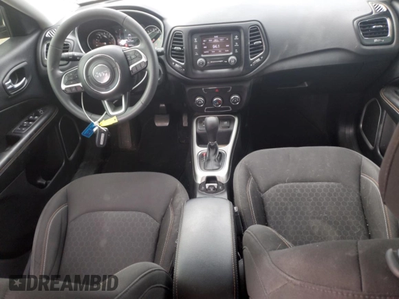 2018 Jeep Compass Sport с VIN 3C4NJCABXJT339373, выставлен на аукционе Copart как лот 58253255 с пробегом 75 222 миль миль и Списание • Salvage title. История ставок и продаж доступна на DreamBid. Изображение 8.