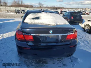 2012 BMW 7 Series 750i xDrive with VIN WBAKC6C57CDX99652, listed as a Copart auction lot 83022784 with 112,841 mi miles and Clean Title. Bid and sale history available at carsss.com. Image 6.