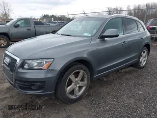 2012 Audi Q5 2.0T Premium Plus with VIN WA1LFAFP1CA047102, listed as a IAAI auction lot 41958116 with 171,619 mi miles. Bid and sale history available at carsss.com. Image 2.
