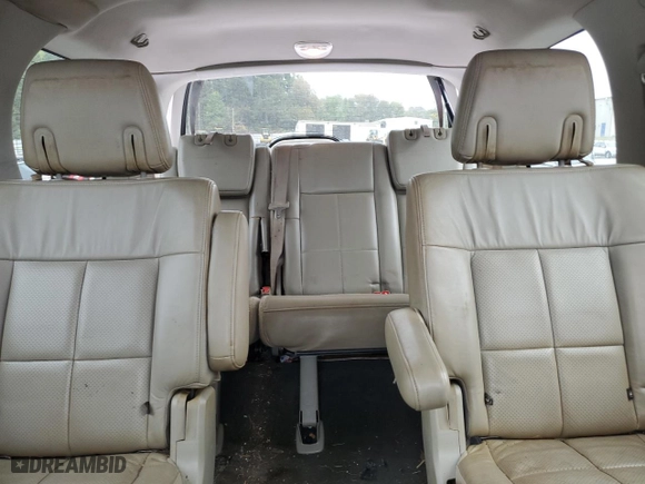 2009 Lincoln Navigator with VIN 5LMFU28539EJ00256, listed as a Copart auction lot 76085394 with 230,298 mi miles and Salvage Title. Bid and sale history available at carsss.com. Image 10.