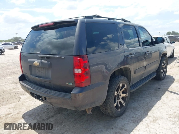 2011 Chevrolet Tahoe LT with VIN 1GNSCBE04BR205993, listed as a IAAI auction lot 42481654 with 272,265 mi miles and . Bid and sale history available at DreamBid. Image 4.