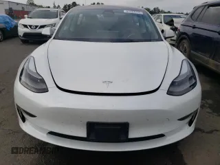 2023 Tesla Model 3 with VIN 5YJ3E1EA6PF563331, listed as a Copart auction lot 61124715 with 26,198 mi miles and Salvage title. Bid and sale history available at DreamBid. Image 5.