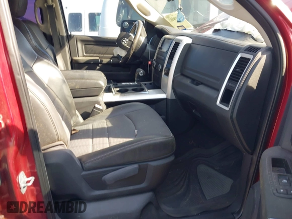 2010 Dodge 1500 SLT с VIN 1D7RV1GT6AS193894, выставлен на аукционе IAAI как лот 41010366 с пробегом 190 354 миль миль и . История ставок и продаж доступна на DreamBid. Изображение 5.