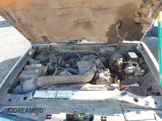 1996 Ford Explorer XL z VIN 1FMDU34X8TUA58168, wystawiony jako IAAI lot #41423645 z przebiegiem 121 839 mil mil oraz . Historia ofert i sprzedaży dostępna na DreamBid. Obrazek 10.