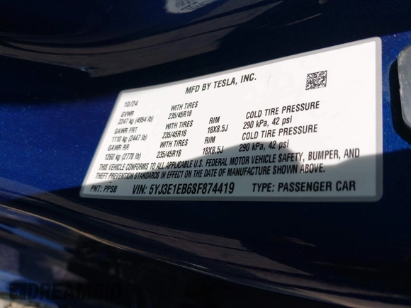 2025 Tesla Model 3 Long Range z VIN 5YJ3E1EB6SF874419, wystawiony jako IAAI lot #42422443 z przebiegiem 11 681 mil mil oraz . Historia ofert i sprzedaży dostępna na DreamBid. Obrazek 9.