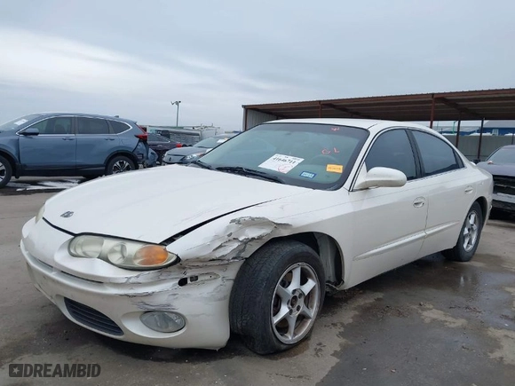 2002 Oldsmobile Aurora with VIN 1G3GR64H124127052, listed as a IAAI auction lot 41646711 with 198,141 mi miles. Bid and sale history available at carsss.com. Image 6.