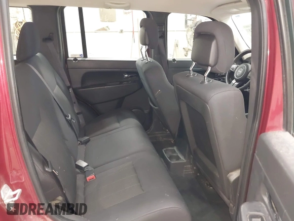 2011 Jeep Liberty Sport Jet z VIN 1J4PN2GK5BW531790, wystawiony jako IAAI lot #42333380 z przebiegiem 179 835 mil mil oraz . Historia ofert i sprzedaży dostępna na DreamBid. Obrazek 8.