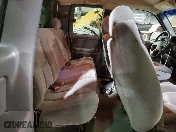 2003 Chevrolet Silverado 1500 with VIN 2GCEK19T931370679, listed as a Copart auction lot 48161615 with 155,081 mi miles and Clean Title. Bid and sale history available at carsss.com. Image 10.