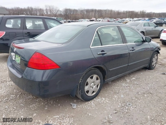 2007 Honda Accord Sdn LX with VIN 1HGCM564X7A030377, listed as a IAAI auction lot 41740595 with 145257 miles. Bid and sale history available at carsss.com. Image 4.