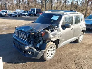 2016 Jeep Renegade Latitude with VIN ZACCJBBT4GPD61037, listed as a IAAI auction lot 41555776 with 89,753 mi miles. Bid and sale history available at carsss.com. Image 6.