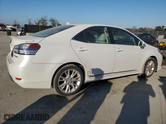 2010 Lexus HS 250h with VIN JTHBB1BA7A2008020, listed as a Copart auction lot 43164075 with 195,548 mi miles and Salvage Title. Bid and sale history available at DreamBid. Image 3.