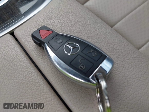 2017 Mercedes-Benz GLC 300 с VIN WDC0G4JB9HV011882, выставлен на аукционе IAAI как лот 42142275 с пробегом 54 770 миль миль и . История ставок и продаж доступна на DreamBid. Изображение 11.