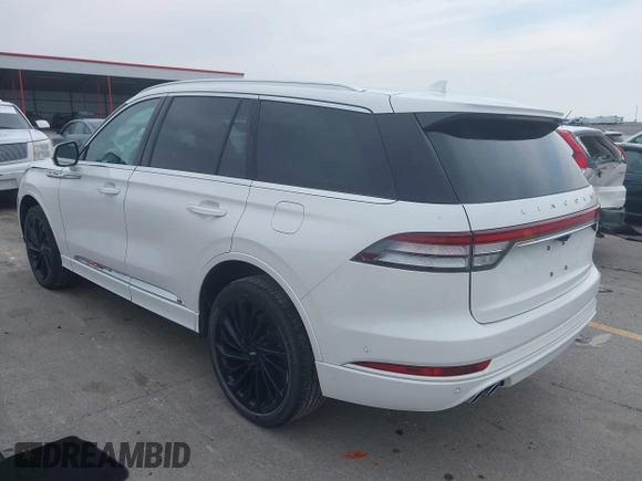 2022 Lincoln Aviator Reserve with VIN 5LM5J7XC5NGL07327, listed as a IAAI auction lot 42431662 with 33,536 mi miles and . Bid and sale history available at DreamBid. Image 3.