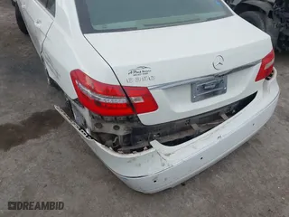 2012 Mercedes-Benz E-Class E 350 Luxury with VIN WDDHF5KB0CA588841, listed as a IAAI auction lot 41371990 with 108,480 mi miles. Bid and sale history available at carsss.com. Image 6.