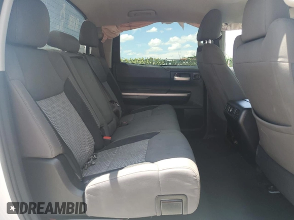 2017 Toyota Tundra 2WD SR5 with VIN 5TFEW5F11HX226536, listed as a Copart auction lot 60956384 with 113,393 mi miles and Salvage Title. Bid and sale history available at carsss.com. Image 10.