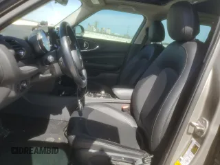 2016 MINI Clubman z VIN WMWLN5C57G2B28303, wystawiony jako Copart lot #56638375 z przebiegiem 130 262 mil mil oraz Szkoda całkowita • Salvage title. Historia ofert i sprzedaży dostępna na DreamBid. Obrazek 7.