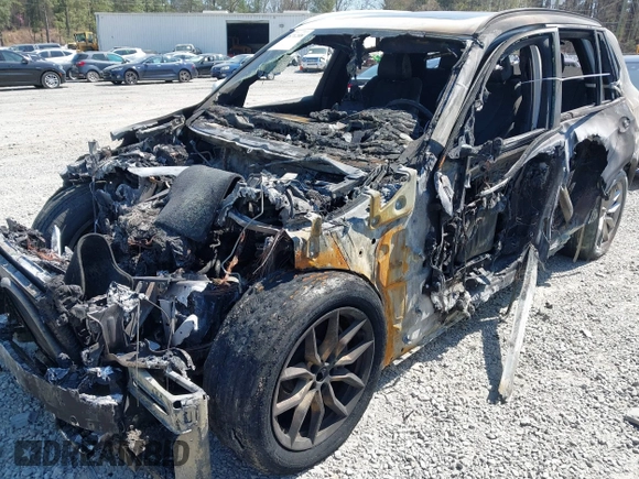 2020 BMW X5 sDrive40i with VIN 5UXCR4C08L9C07579, listed as a IAAI auction lot 41871208 with Not Provided miles and . Bid and sale history available at DreamBid. Image 16.