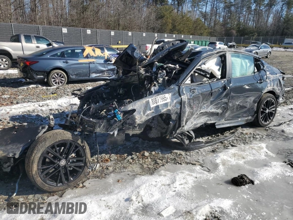 2025 Toyota Camry LE z VIN 4T1DAACK4SU046049, wystawiony jako Copart lot #42629345 z przebiegiem Nie podano mil oraz Nie do naprawy • Non repairable. Historia ofert i sprzedaży dostępna na DreamBid. Obrazek 1.