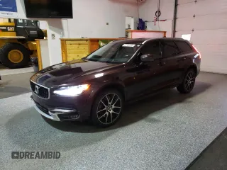 2018 Volvo V90 z VIN YV4A22NL6J1022333, wystawiony jako Copart lot #87768705 z przebiegiem 83 158 mil mil oraz Tytuł czysty. Historia ofert i sprzedaży dostępna na DreamBid. Obrazek 1.