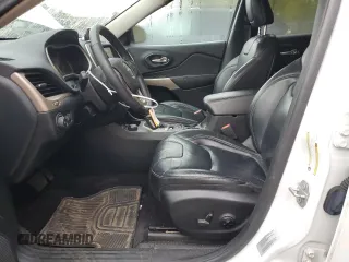 2017 Jeep Cherokee Limited z VIN 1C4PJMDS2HW569309, wystawiony jako Copart lot #74177954 z przebiegiem 106 958 mil mil oraz Szkoda całkowita • Salvage title. Historia ofert i sprzedaży dostępna na DreamBid. Obrazek 7.