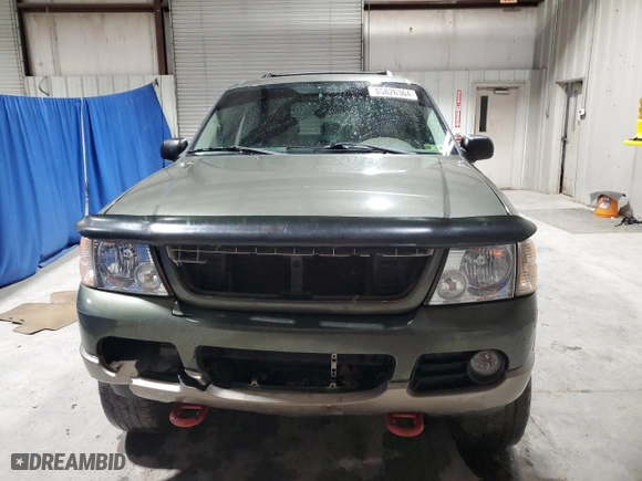 2004 Ford Explorer Eddie Bauer with VIN 1FMZU74W24UC32452, listed as a Copart auction lot 85826364 with 146,520 mi miles and Salvage Title. Bid and sale history available at carsss.com. Image 5.