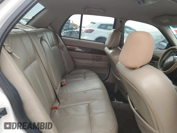2003 Mercury Grand Marquis GS Convenience z VIN 2MEFM74WX3X633910, wystawiony jako Copart lot #52999865 z przebiegiem 207 970 mil mil oraz Szkoda całkowita • Salvage title. Historia ofert i sprzedaży dostępna na DreamBid. Obrazek 10.