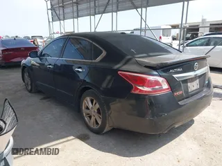2013 Nissan Altima SV with VIN 1N4AL3AP8DN451698, listed as a IAAI auction lot 42303956 with 239,474 mi miles and . Bid and sale history available at DreamBid. Image 3.