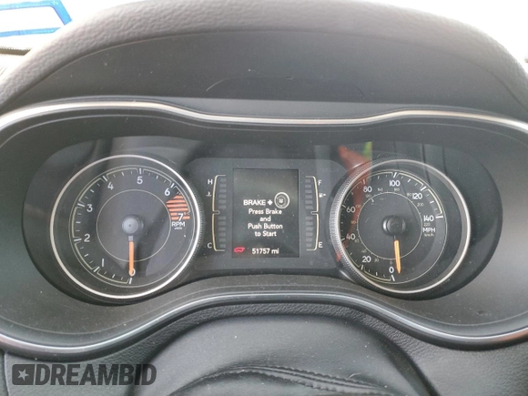 2021 Jeep Cherokee Latitude Plus с VIN 1C4PJLLB0MD113097, выставлен на аукционе Copart как лот 42831824 с пробегом 51 757 миль миль и Списание • Salvage title. История ставок и продаж доступна на DreamBid. Изображение 9.