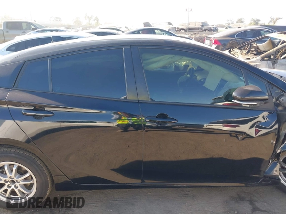 2016 Toyota Prius Two with VIN JTDKBRFU1G3515941, listed as a IAAI auction lot 41053971 with 110,585 mi miles. Bid and sale history available at carsss.com. Image 12.