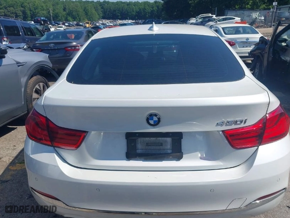 2019 BMW 4 Series 430i with VIN WBA4J1C5XKBM17853, listed as a IAAI auction lot 39758988 with 38,520 mi miles. Bid and sale history available at carsss.com. Image 16.