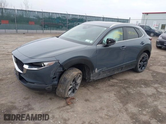 2024 Mazda CX-30 S Preferred with VIN 3MVDMBCM2RM618042, listed as a IAAI auction lot 41929064 with 15,106 mi miles and . Bid and sale history available at DreamBid. Image 17.