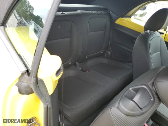 2014 Volkswagen Beetle Convertible 2.5L with VIN 3VW5P7AT5EM806100, listed as a Copart auction lot 73565614 with 35,930 mi miles and Salvage Title. Bid and sale history available at carsss.com. Image 10.