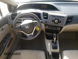 2012 Honda Civic LX z VIN 2HGFB2F58CH586659, wystawiony jako Copart lot #72811904 z przebiegiem 124 750 mil mil oraz Nie do naprawy • Non repairable. Historia ofert i sprzedaży dostępna na DreamBid. Obrazek 8.